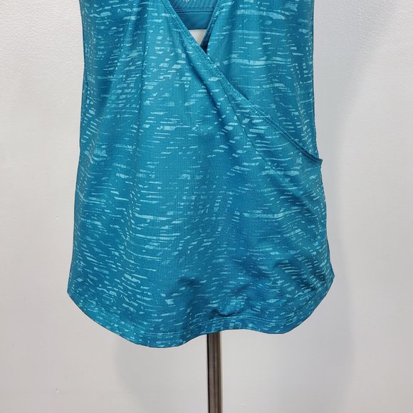 Tek Gear Green Activewear Fitness Tank Top With Padded Shelf Bra, Size S - Picture 8 of 14